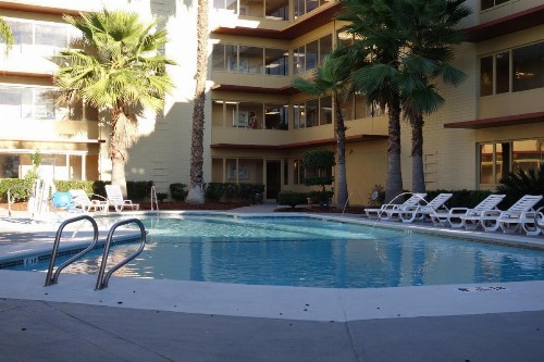 Ramada by Wyndham Sacramento - image 15