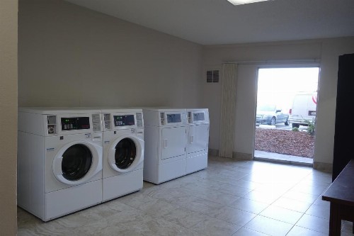 Ramada by Wyndham Sacramento - image 22