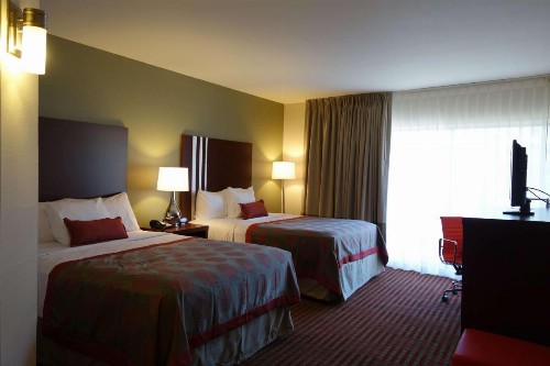 Ramada by Wyndham Sacramento - image 5