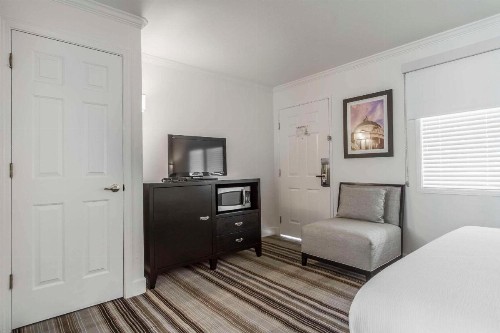 Inn Off Capitol Park Ascend Hotel Collection - image 29