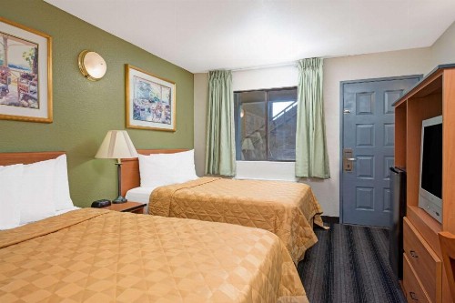 Travelodge by Wyndham Sacramento / Rancho Cordova - image 36