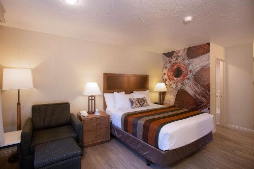 Best Western Sandman Hotel - image 7