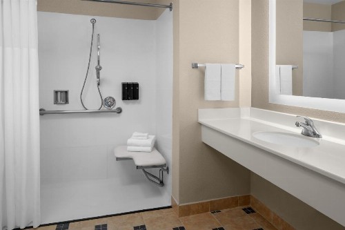Larkspur Landing Sacramento-An All-Suite Hotel - image 22