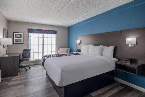 La Quinta Inn by Wyndham Sacramento North - image 13