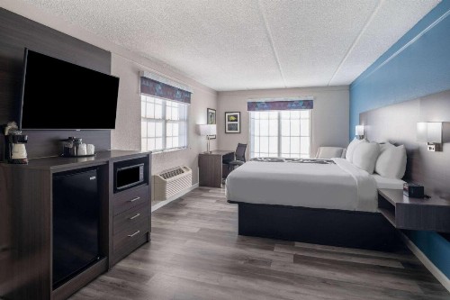 La Quinta Inn by Wyndham Sacramento North - image 20