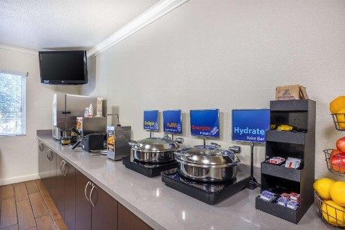 Best Western Capital City Inn - image 11