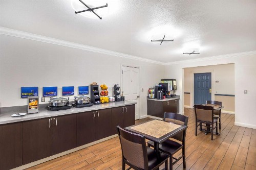 Best Western Capital City Inn - image 12
