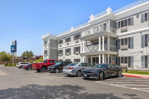 Best Western Capital City Inn - image 13