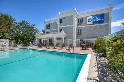 Best Western Capital City Inn - image 2