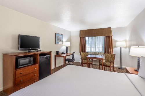 Best Western Capital City Inn - image 26