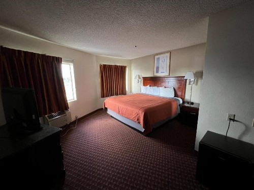 Days Inn & Suites by Wyndham Rancho Cordova - image 22