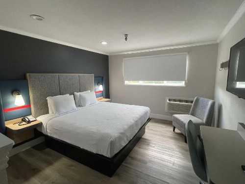 Roy Inn & Suites -Sacramento Midtown - image 16