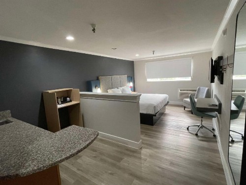 Roy Inn & Suites -Sacramento Midtown - image 17