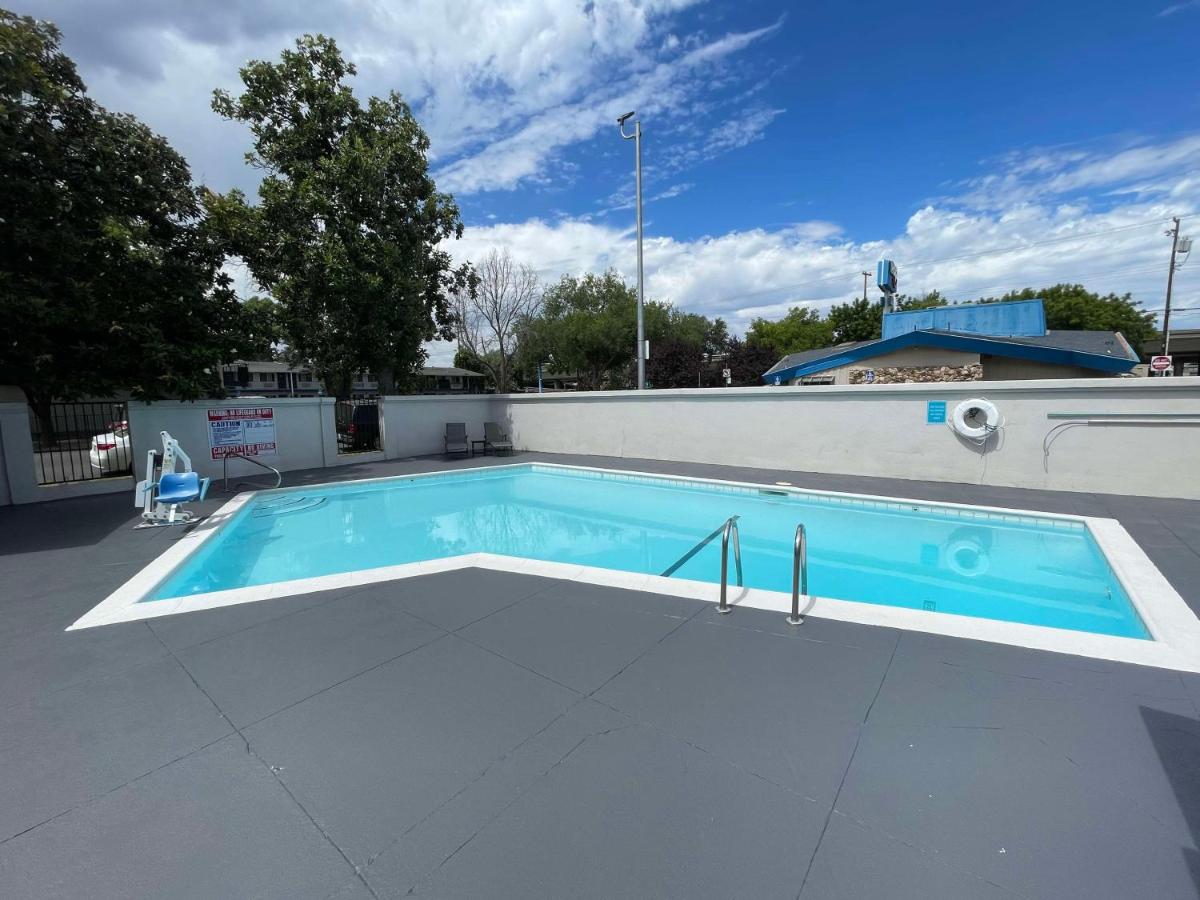 Roy Inn & Suites -Sacramento Midtown - image 5