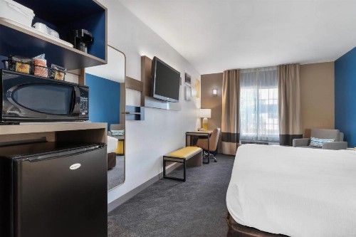 Comfort Inn & Suites Sacramento – University Area - image 24