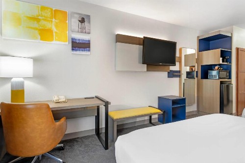 Comfort Inn & Suites Sacramento – University Area - image 35