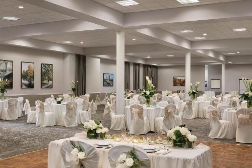 Four Points by Sheraton Sacramento Airport - image 4