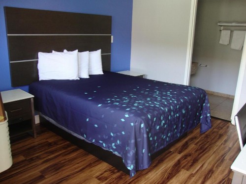 Oasis Inn Sacramento- Elk Grove - image 10