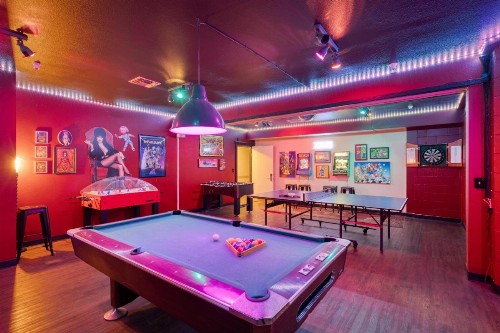 HI Sacramento Hostel - image 10