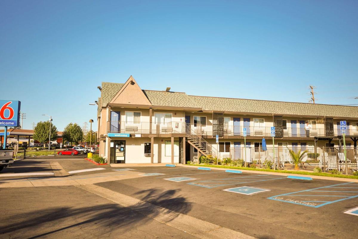 Motel 6-Sacramento CA - Central - main image