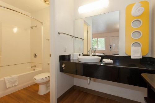 Motel 6-Sacramento CA - Central - image 19