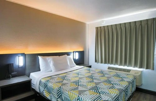 Motel 6-Sacramento CA - Central - image 38