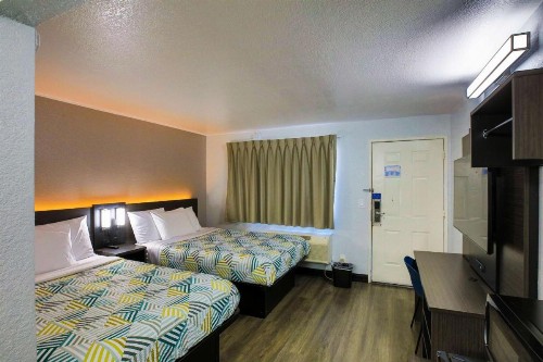 Motel 6-Sacramento CA - Old Sacramento North - image 3