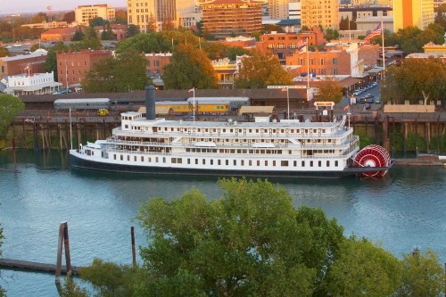 Delta King Hotel - image 20