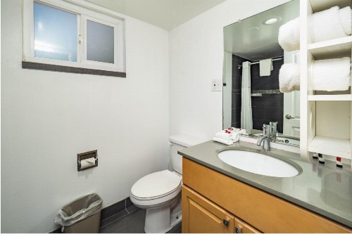 Travelodge by Wyndham Sacramento Convention Center - image 9