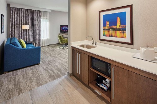 Hampton Inn & Suites Sacramento at CSUS - image 15
