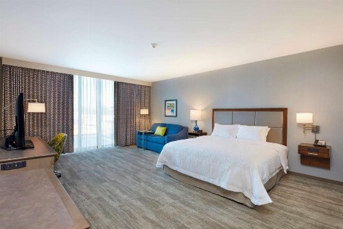 Hampton Inn & Suites Sacramento at CSUS - image 18