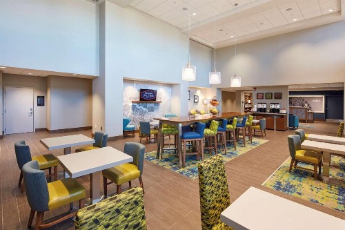 Hampton Inn & Suites Sacramento at CSUS - image 35