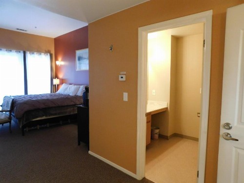 Freeport Wine Country Inn - image 5
