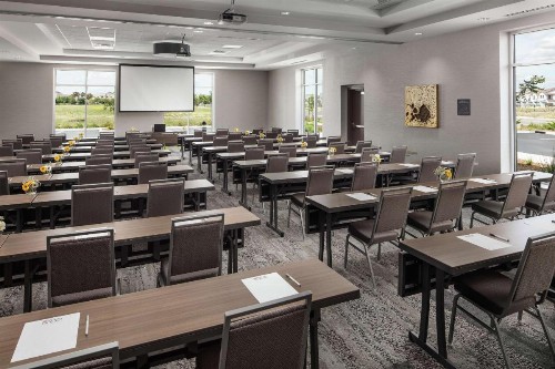 Hilton Garden Inn Sacramento Airport Natomas - image 16
