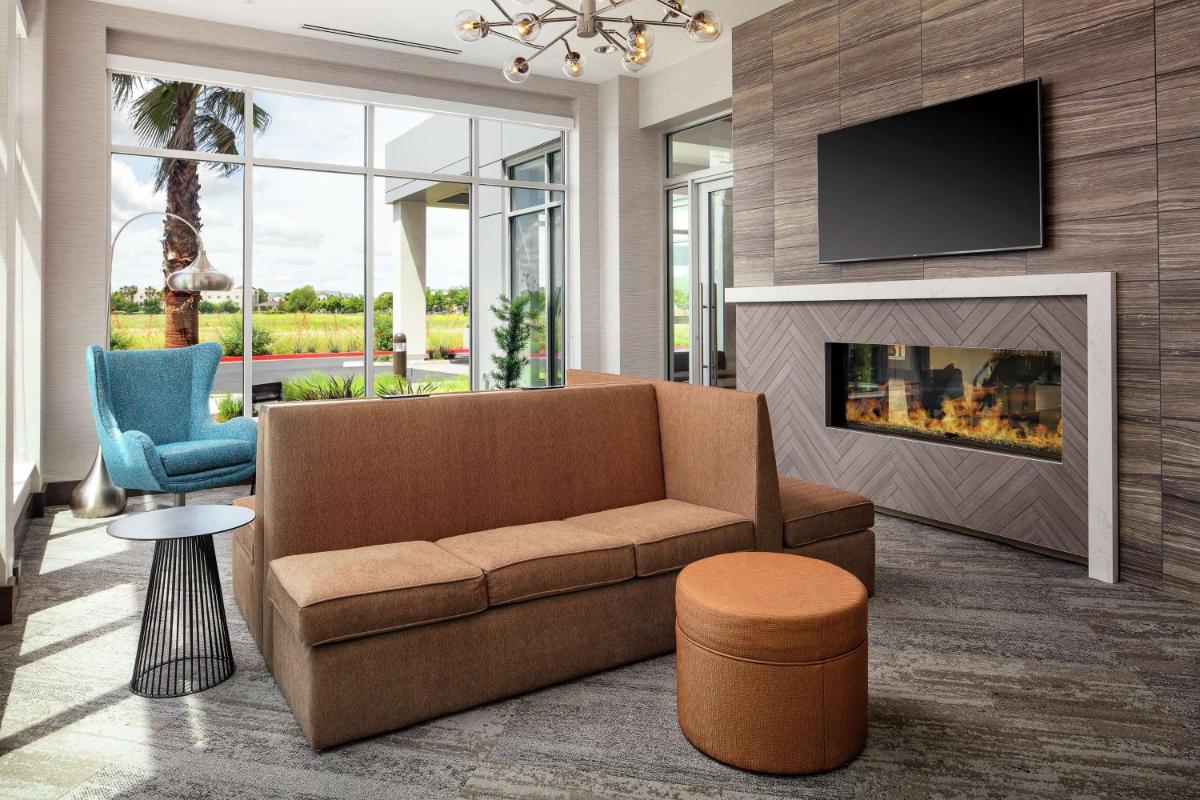 Hilton Garden Inn Sacramento Airport Natomas - image 4