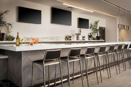 Hilton Garden Inn Sacramento Airport Natomas - image 7
