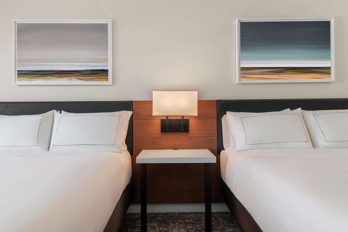Tapestry By Hilton The Fort Sutter Hotel Sacramento Ca - image 4