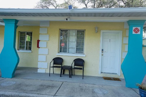 Mar Bay Luxury Suites near Park Beach and Marina - image 14