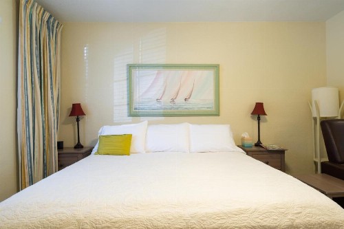 Mar Bay Luxury Suites near Park Beach and Marina - image 24