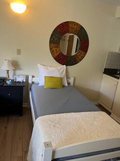 Mar Bay Luxury Suites near Park Beach and Marina - image 35
