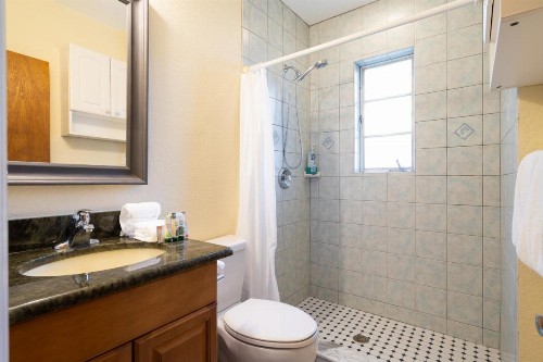 Mar Bay Luxury Suites near Park Beach and Marina - image 41