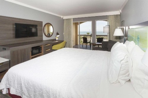 Hampton Inn Saint Augustine Beach - image 3