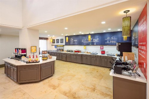 Hampton Inn & Suites St. Augustine-Vilano Beach - image 10
