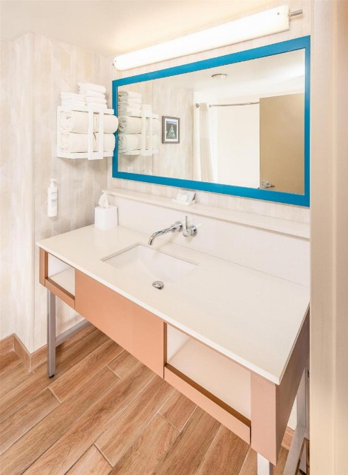 Hampton Inn & Suites St. Augustine-Vilano Beach - image 15