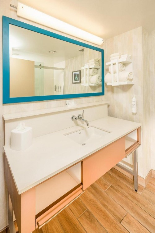 Hampton Inn & Suites St. Augustine-Vilano Beach - image 16