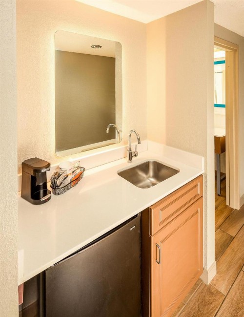 Hampton Inn & Suites St. Augustine-Vilano Beach - image 43