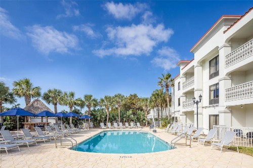 Hampton Inn & Suites St. Augustine-Vilano Beach - image 6