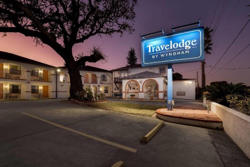Travelodge by Wyndham Suites St Augustine - image 10
