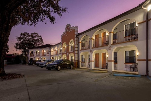 Travelodge by Wyndham Suites St Augustine - image 11
