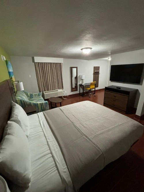 Travelodge by Wyndham Suites St Augustine - image 20